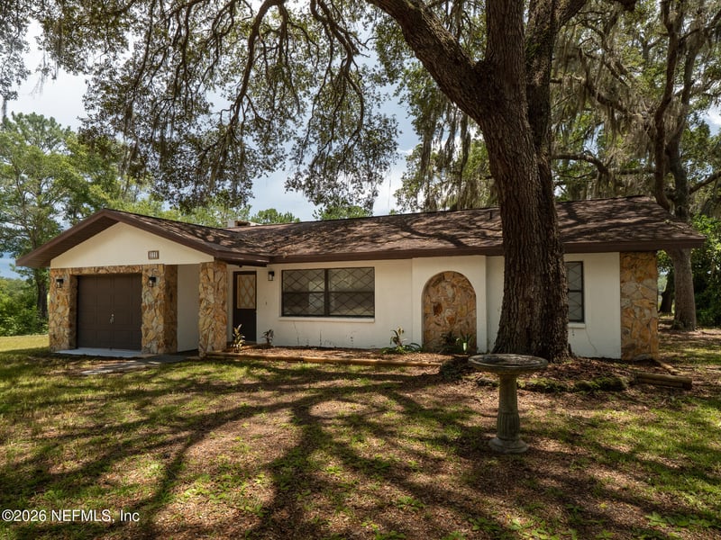 121 Serena Cir, Melrose, FL 32666
