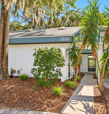 1210 Wonderwood Dr, Jacksonville, FL 32233