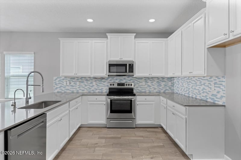 1211 Kendall Dr, Jacksonville, FL 32211