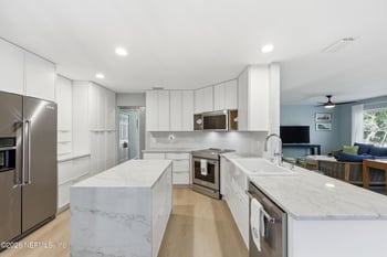 1212 Rip Tide Blvd, Jacksonville Beach, FL 32250