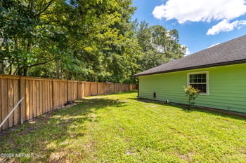 12131 Banyan Tree Dr, Jacksonville, FL 32258