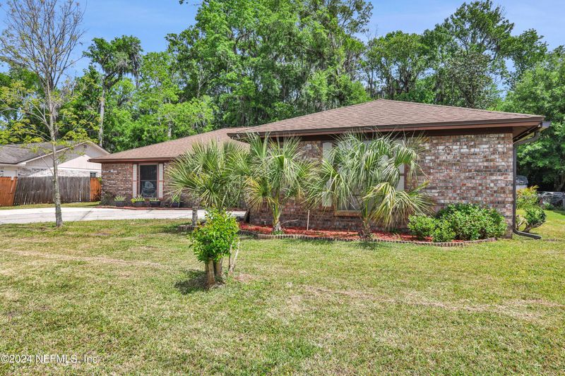 1215 Dolphin St, Orange Park, FL 32073