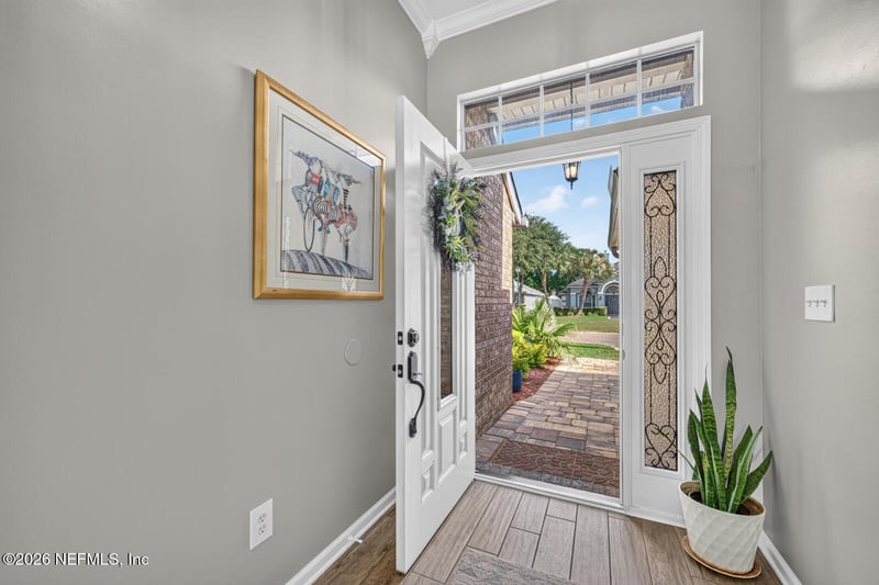 12156 Cedar Trace Dr N, Jacksonville, FL 32246