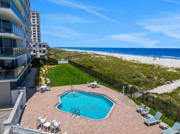 1221 1st St S #2B, Jacksonville Beach, FL 32250