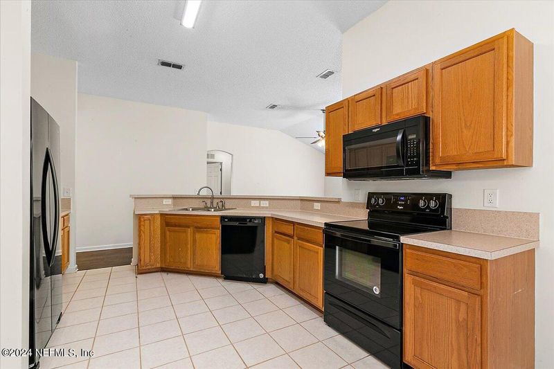 1221 Maclaren St, St Augustine, FL 32092