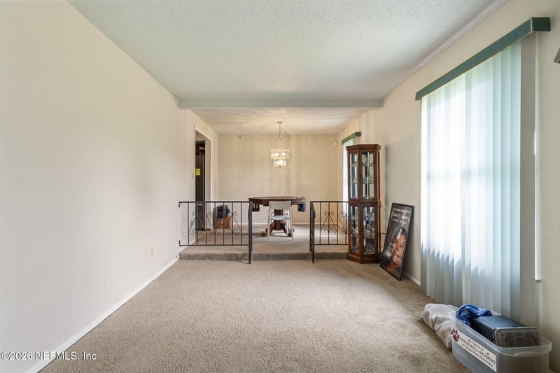 1222 Squirrel Ln S, Jacksonville, FL 32218