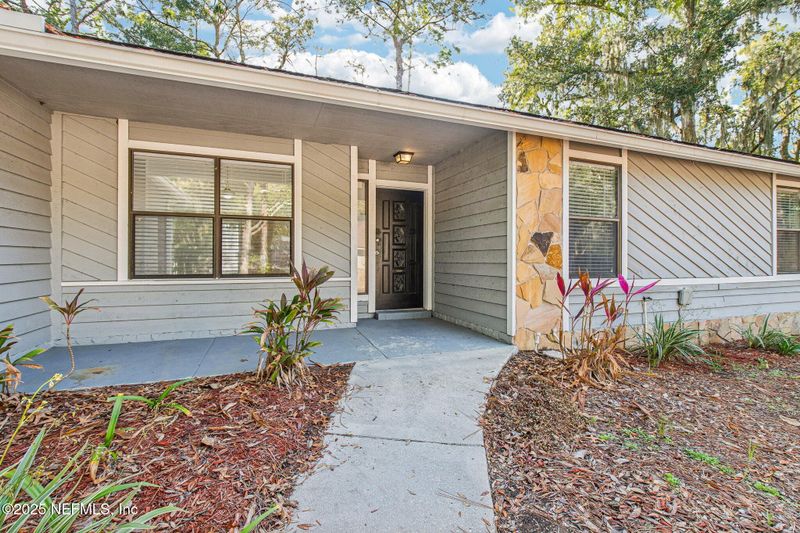 12226 Spiney Ridge Dr S, Jacksonville, FL 32225