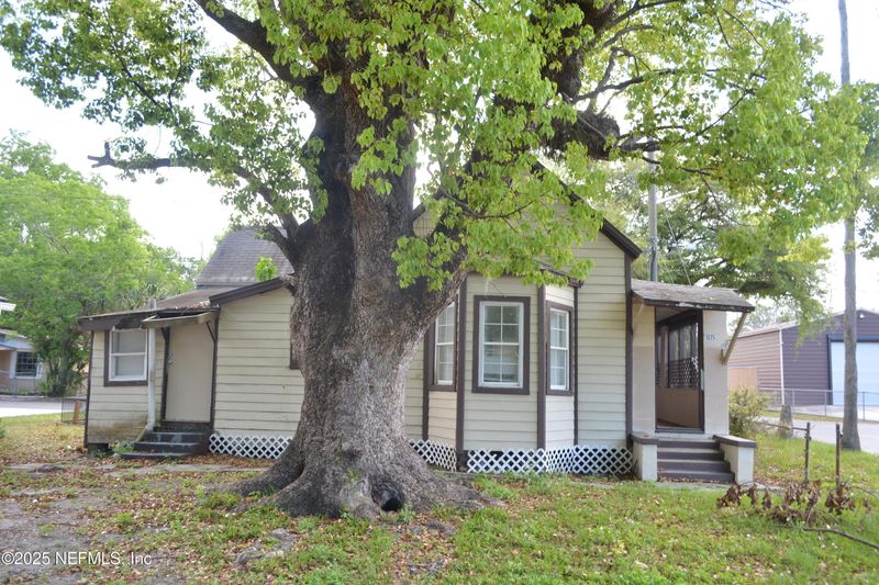 1225 E 24th St, Jacksonville, FL 32206
