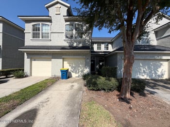 12256 Black Walnut Ct, Jacksonville, FL 32226