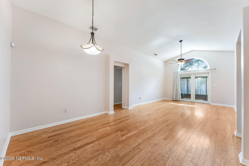 12261 Sutton Estates Dr, Jacksonville, FL 32223