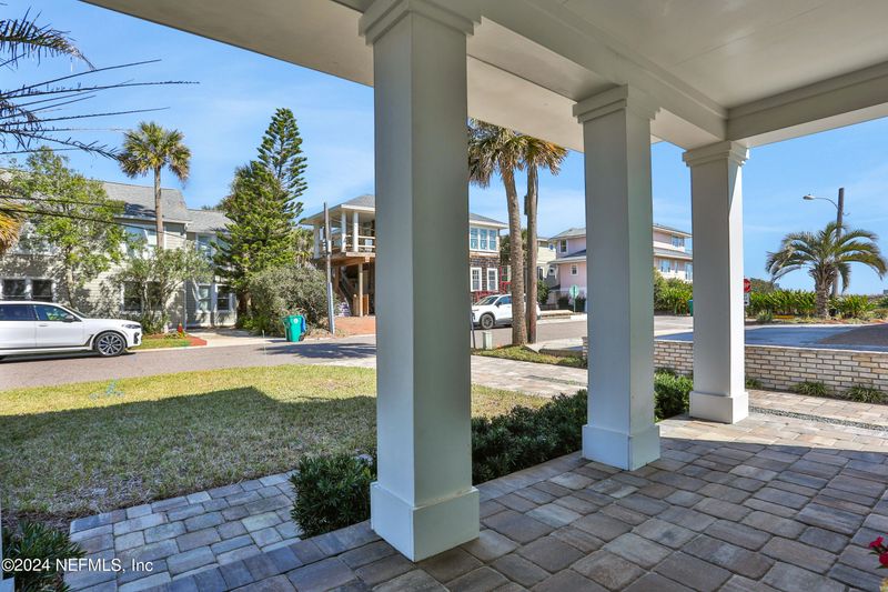 123 Bowles St, Neptune Beach, FL 32266