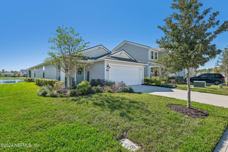 123 Meadow Creek Dr, St Johns, FL 32259