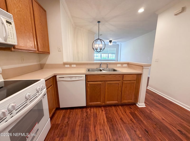 12301 Kernan Forest Blvd #1808, Jacksonville, FL 32225