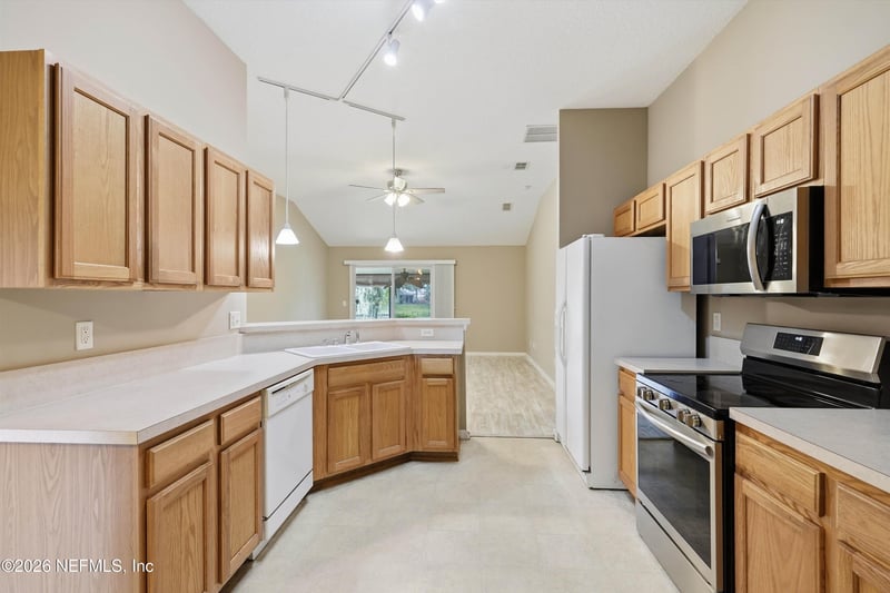 1232 Ardmore St, St Augustine, FL 32092