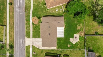 1235 Squirrel Ln N, Jacksonville, FL 32218