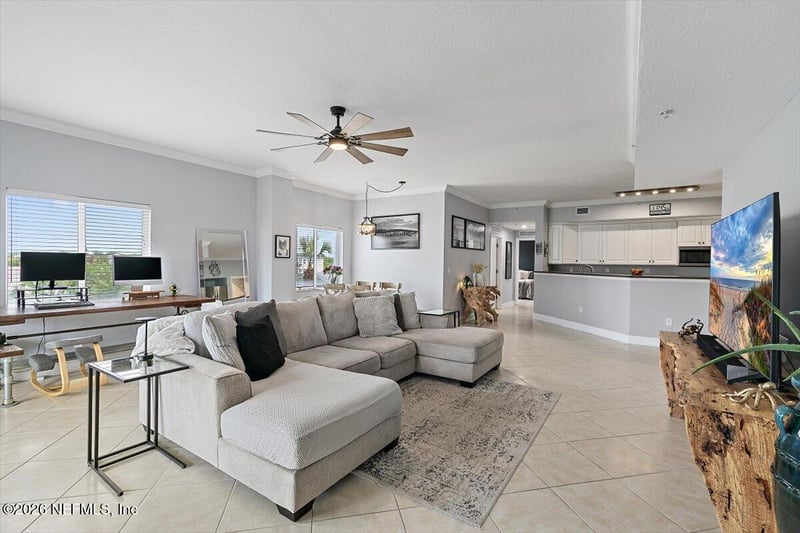 1236 1st St N #305, Jacksonville Beach, FL 32250