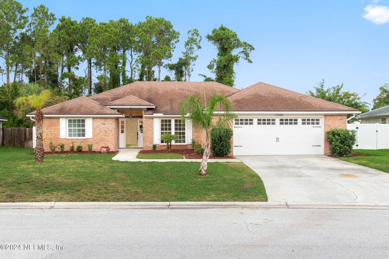 12365 Apple Leaf Dr, Jacksonville, FL 32224