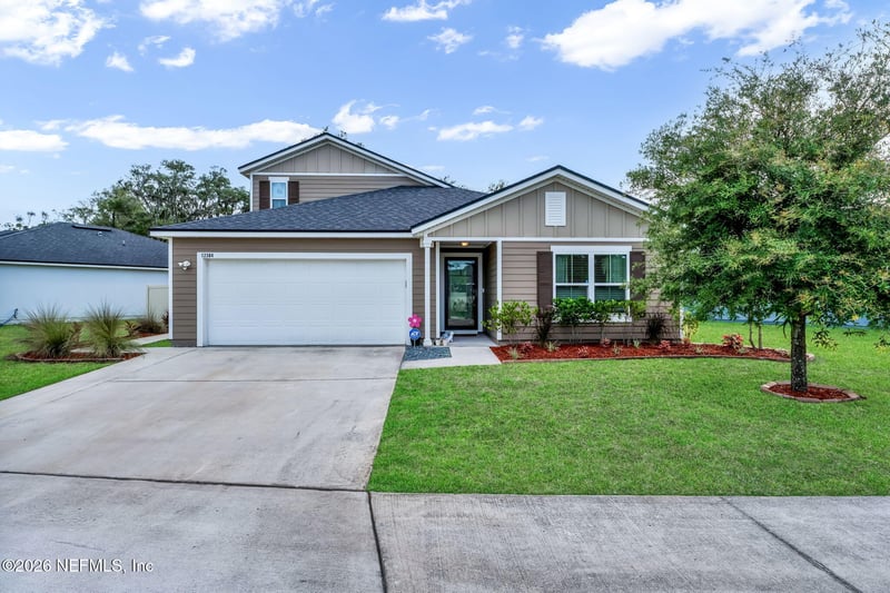 12384 Cherry Bluff Dr, Jacksonville, FL 32218