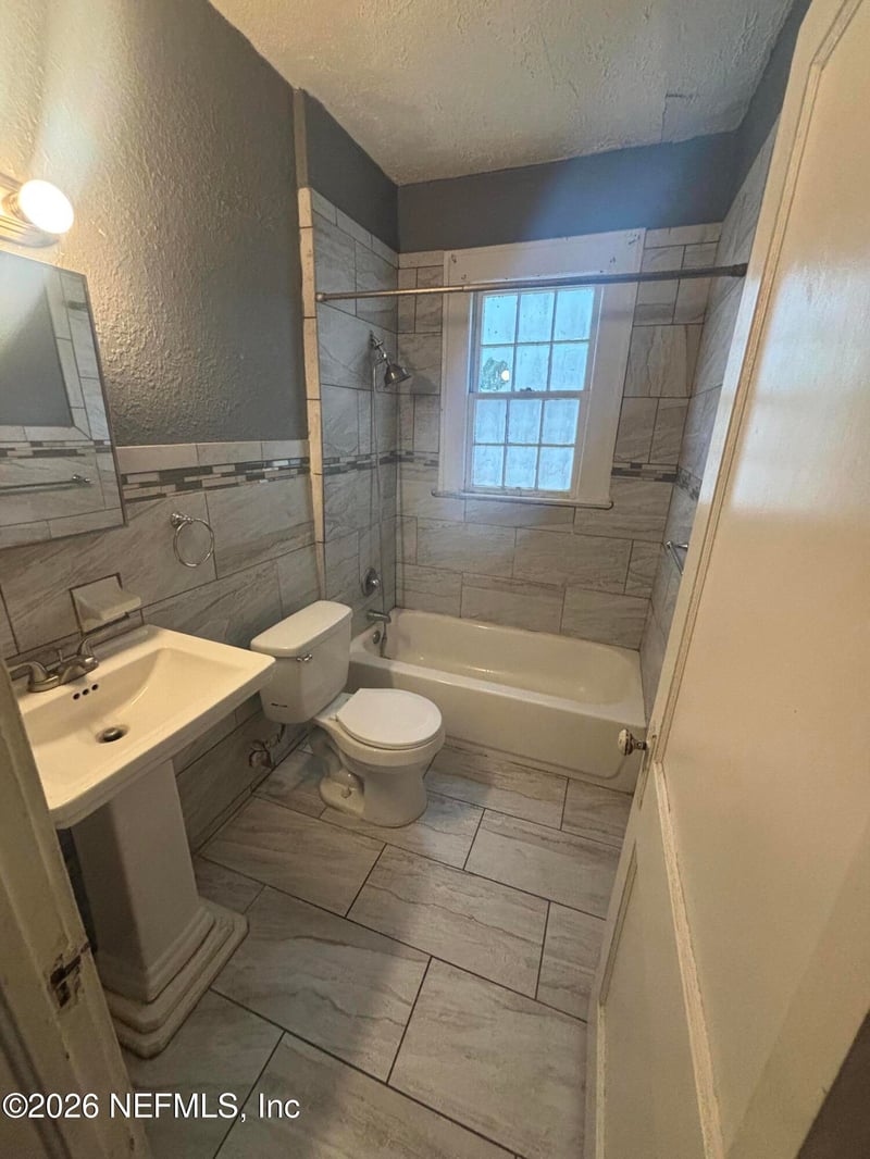 1239 Mcconihe St, Jacksonville, FL 32209