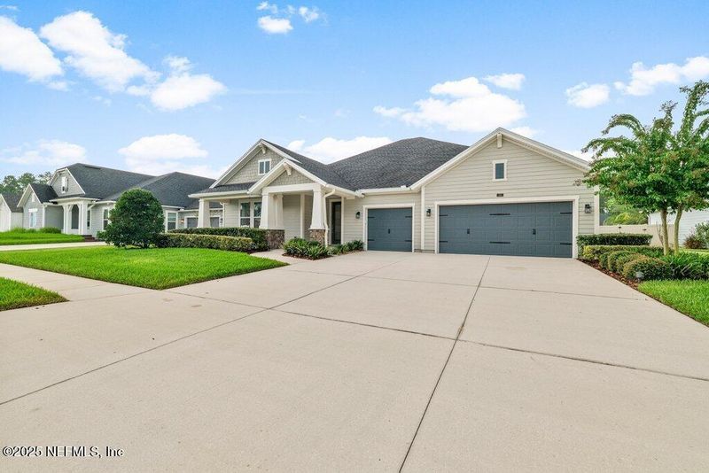 124 Oxbridge Way, St Johns, FL 32259