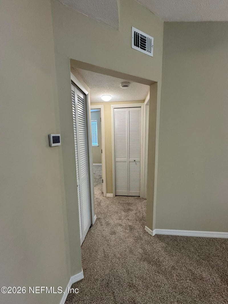 1240 S Briarcliff Rd S, Jacksonville, FL 32218
