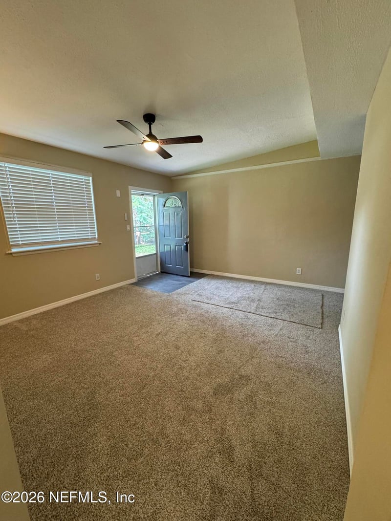 1240 S Briarcliff Rd S, Jacksonville, FL 32218