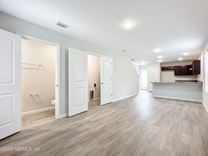 1242 Mull St, Jacksonville, FL 32205