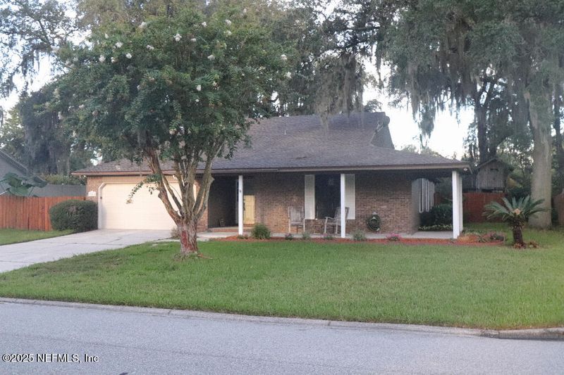 12454 Jeremys Landing Dr E, Jacksonville, FL 32258