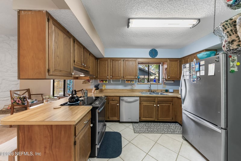 12459 Shady Creek Dr, Jacksonville, FL 32223