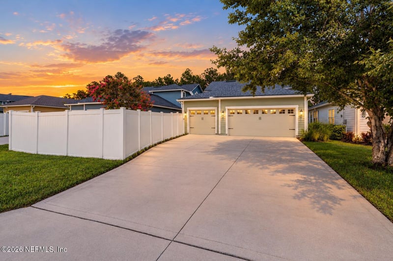 1246 Orange Branch Trl, St Johns, FL 32259