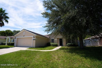 1246 Summit Oaks Dr W, Jacksonville, FL 32221