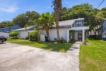 1248 Wonderwood Dr, Jacksonville, FL 32233