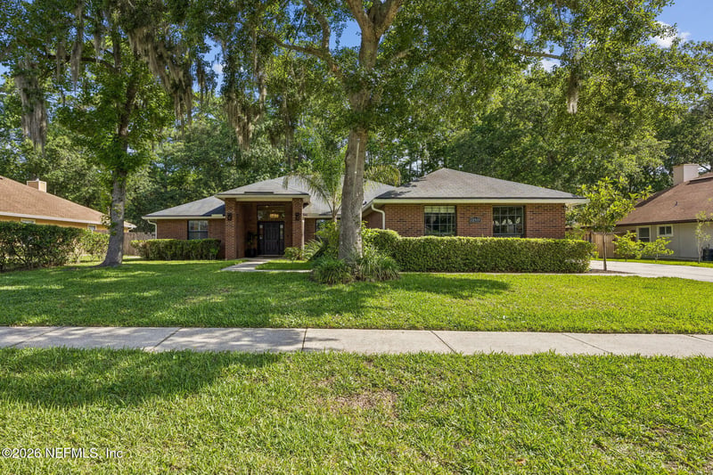 12513 Gately Oaks Ln E, Jacksonville, FL 32225