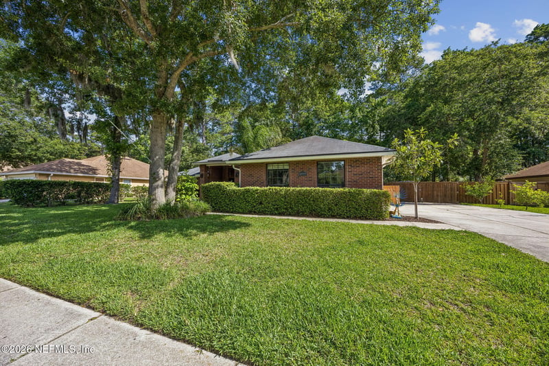 12513 Gately Oaks Ln E, Jacksonville, FL 32225