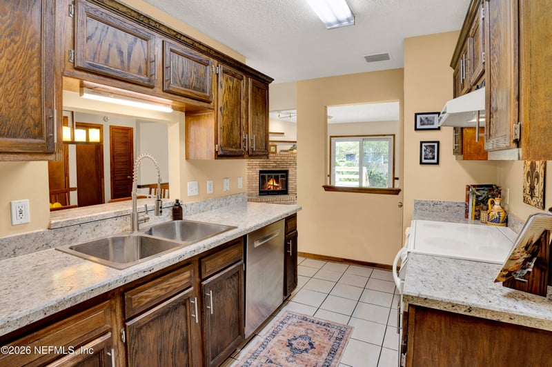 12521 Kedlestone Ct E, Jacksonville, FL 32225