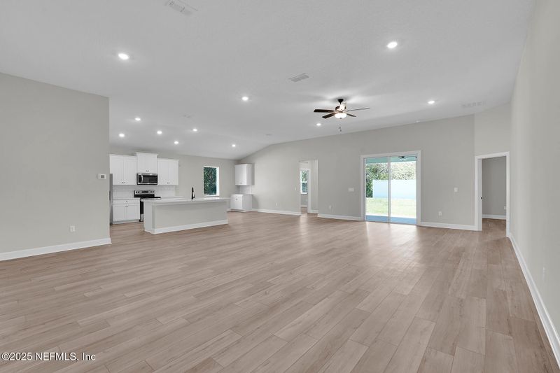12524 Big Juniper Dr, Jacksonville, FL 32219