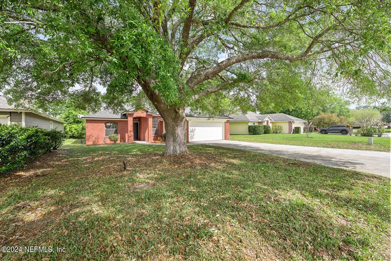 12565 Ashglen Dr N, Jacksonville, FL 32224