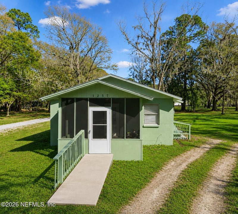 1257 Brown Rd, Lawtey, FL 32058