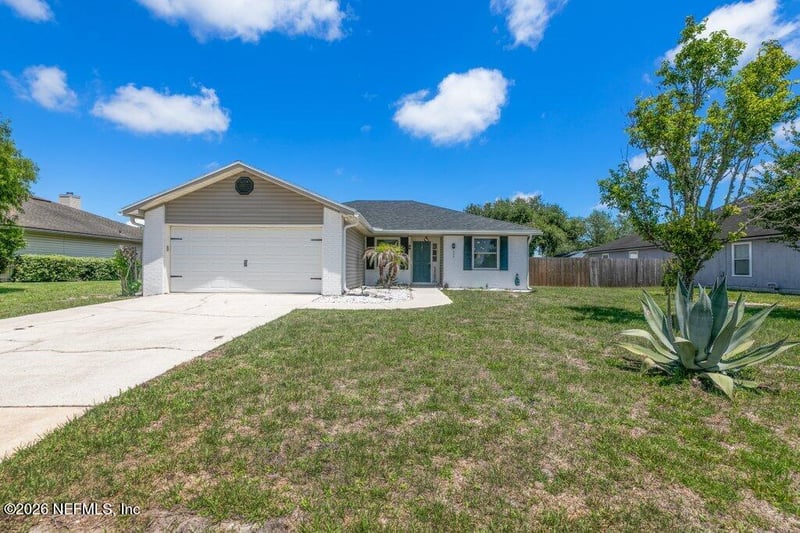 12635 Hobbit Ln, Jacksonville, FL 32225