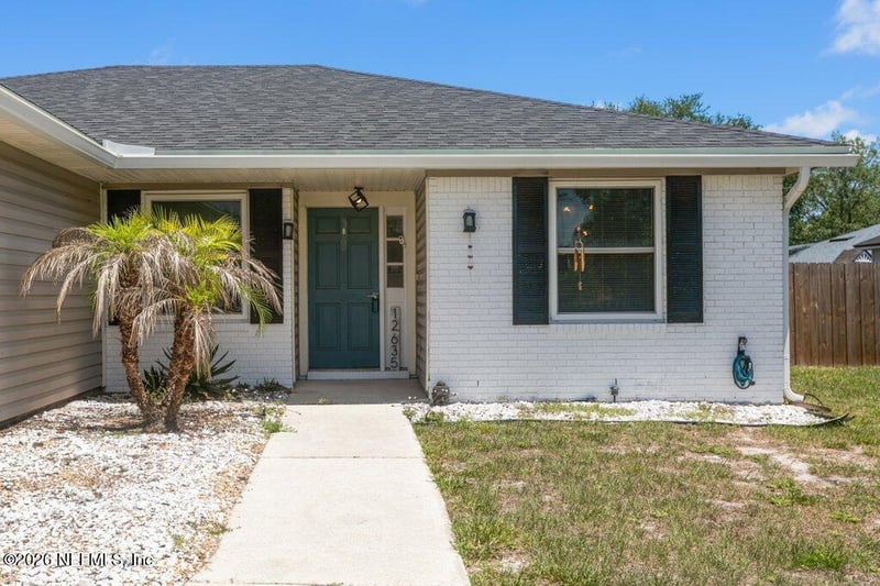 12635 Hobbit Ln, Jacksonville, FL 32225