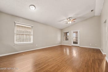1264 Suffolk Pl, Orange Park, FL 32065