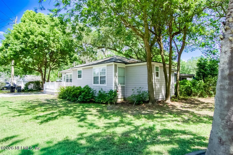 1265 Menna St, Jacksonville, FL 32205
