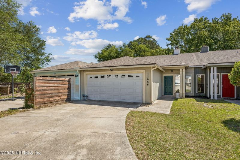 12666 Enchanted Hollow Dr, Jacksonville, FL 32225