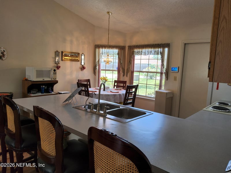 12716 Clear Springs Dr, Jacksonville, FL 32225
