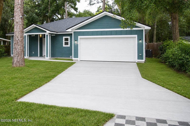 1272 Menna St, Jacksonville, FL 32205