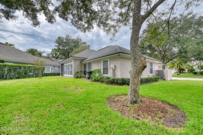 1273 Queens Island Ct, Jacksonville, FL 32225