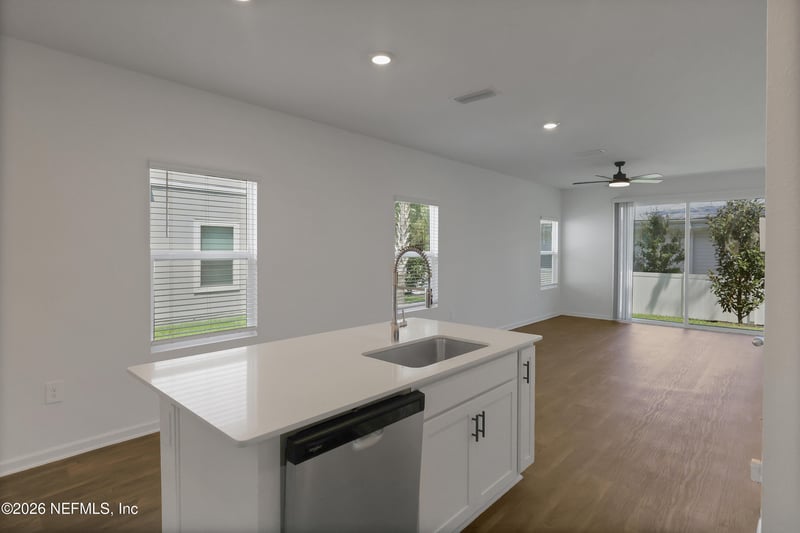 12743 Barrack Ln, Jacksonville, FL 32218