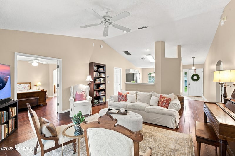 12744 Marsh Cove Dr S, Jacksonville, FL 32224