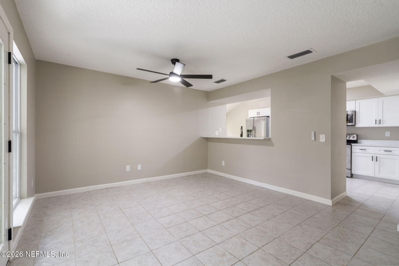 12760 Wilderness Ln E, Jacksonville, FL 32258