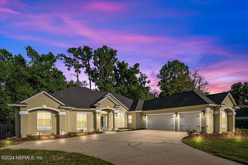 12767 Camellia Bay Dr E, Jacksonville, FL 32223